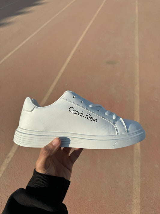White flat shoes Calvin Klein